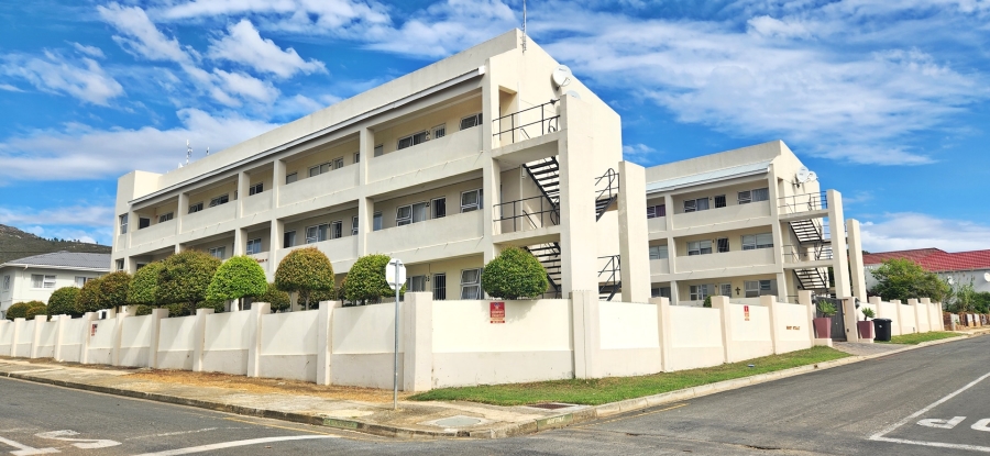 1 Bedroom Property for Sale in Bredasdorp Western Cape